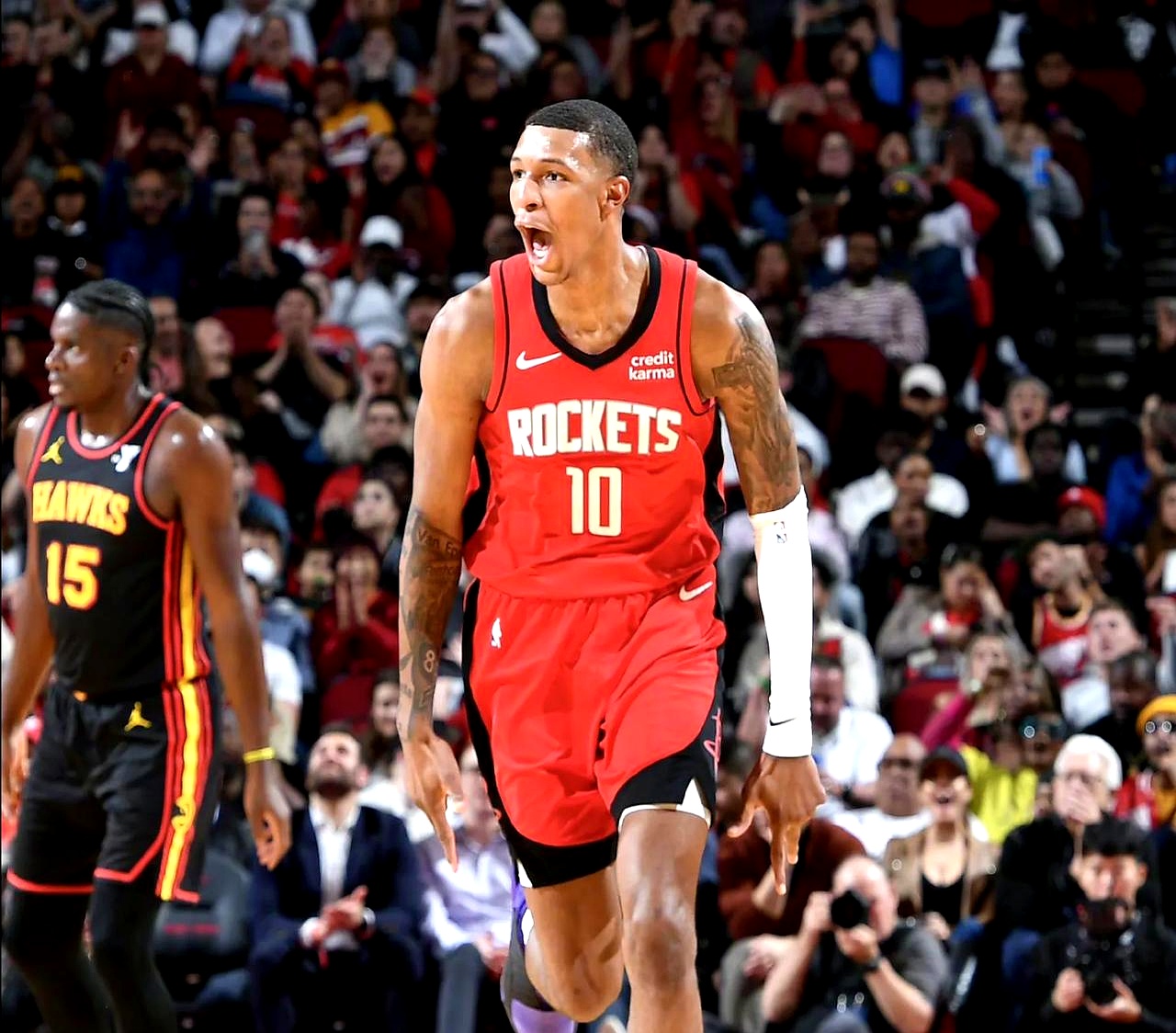 关于赛前欧超杯传出新动向，休斯敦火箭防线松动，管理层表态——引发热议，赛程密集仍需轮换的信息