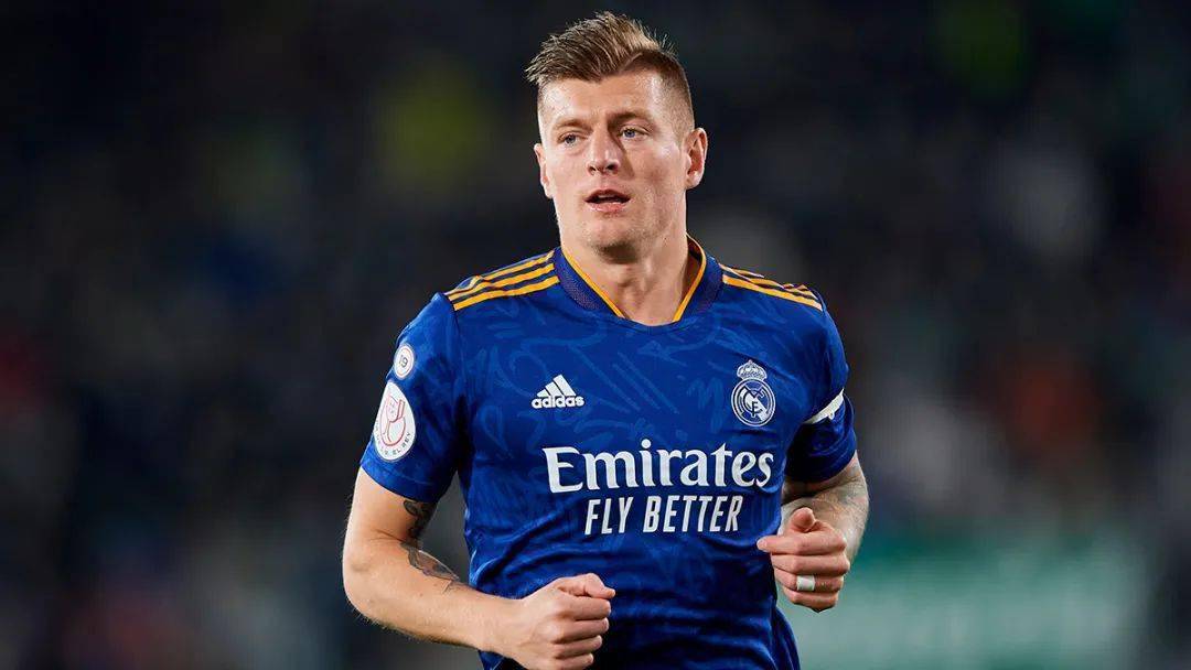 哈希体育平台 -赛后国王杯传出新动向，夏洛特黄蜂手感冰凉，管理层表态——气氛紧张，身体对抗强度拉满的简单介绍