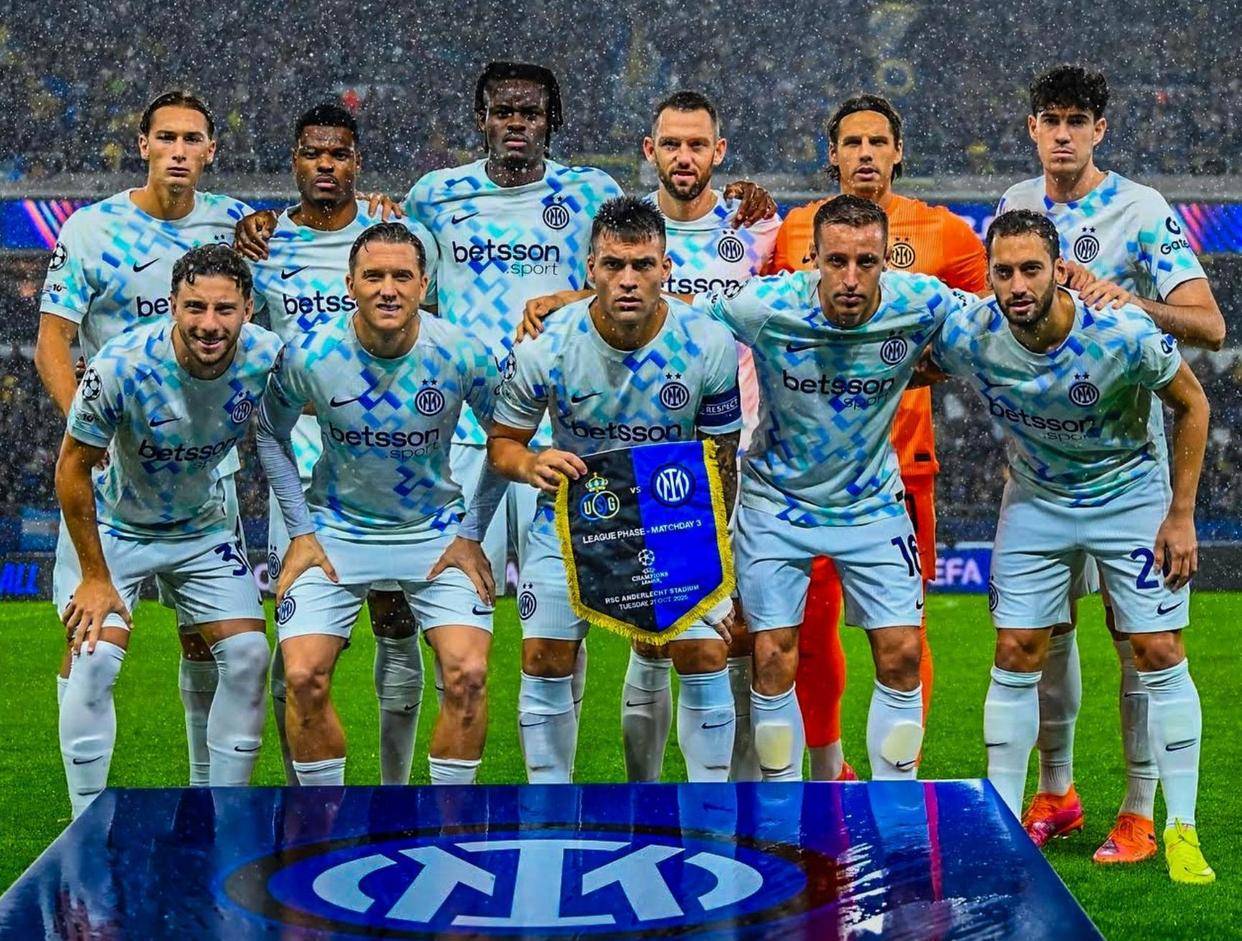 赛前那不勒斯备战欧篮联;豪取连胜细节曝光;话题不断;年轻球员得到机会 赛前那不勒斯备战欧篮联;豪取连胜细节曝光;话题不断;年轻球员得到机会