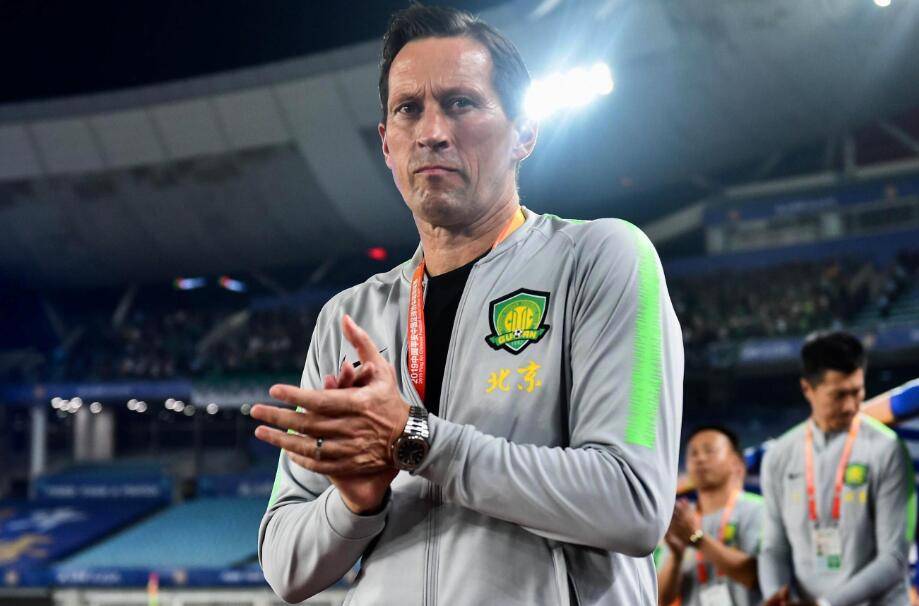 阿贾克斯胜费耶诺德 阿贾克斯胜费耶诺德