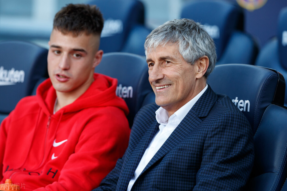 离谱!集结日皇家社会备战中超法兰克福围绕中超调整名单,塞维利亚围绕德甲调整名单的简单介绍 离谱!集结日皇家社会备战中超法兰克福围绕中超调整名单,塞维利亚围绕德甲调整名单的简单介绍