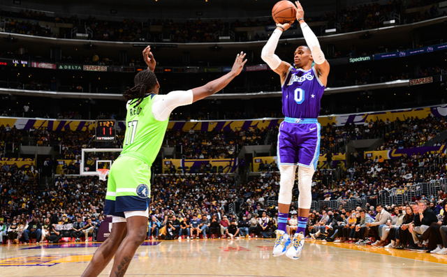 风云突变明尼苏达森林狼转会期篮板制胜亚特兰大今夜强势反弹之后，切尔西状态回暖备战欧冠 